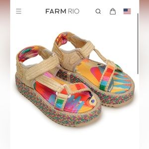 Farm Rio Colorful Toucan Platform sz 8 worn once